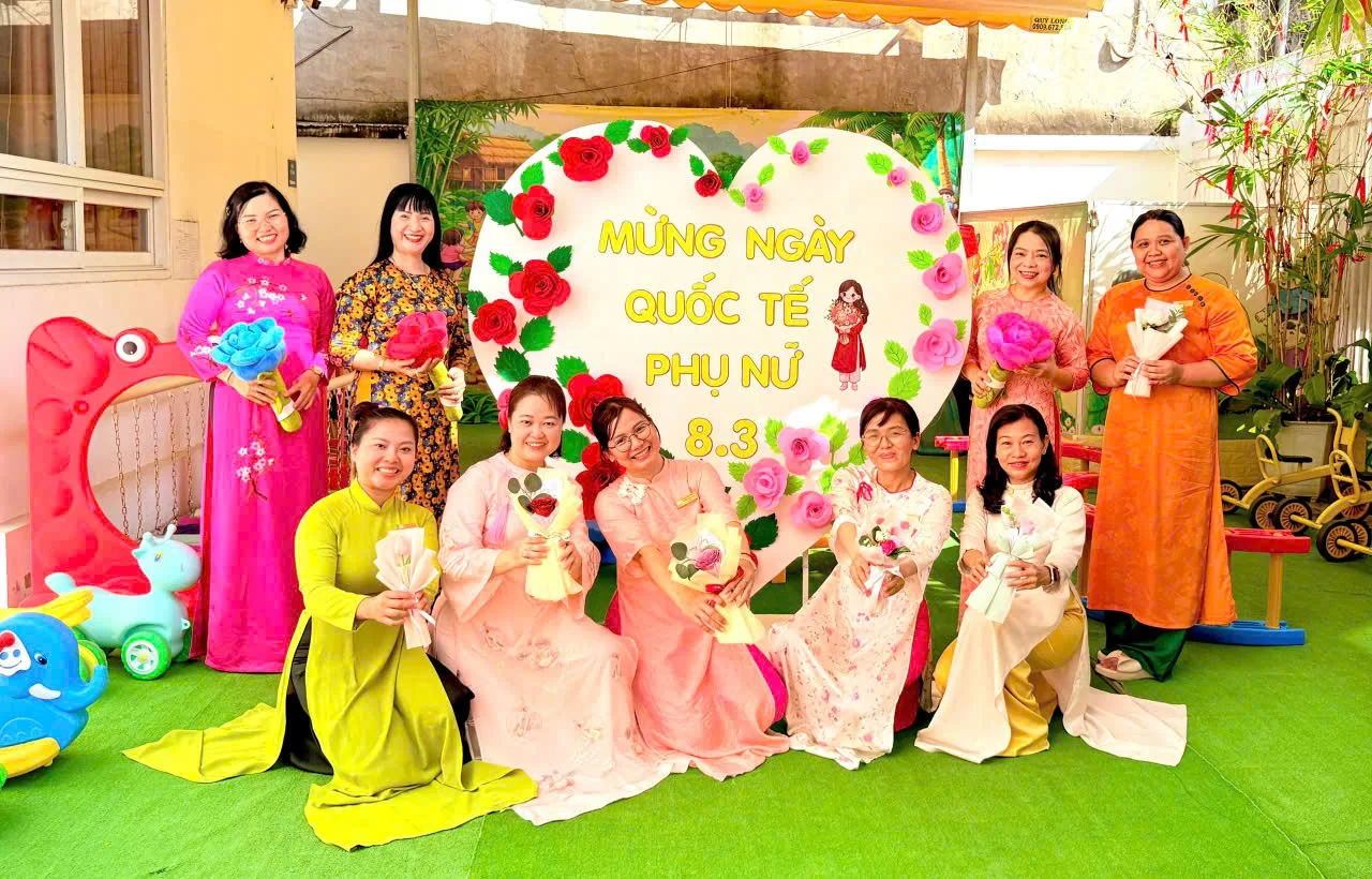 PHƯỜNG CHỢ QUÁN PHÁT ĐỘNG CAO ĐIỂM MẶC ÁO DÀI NĂM 2026