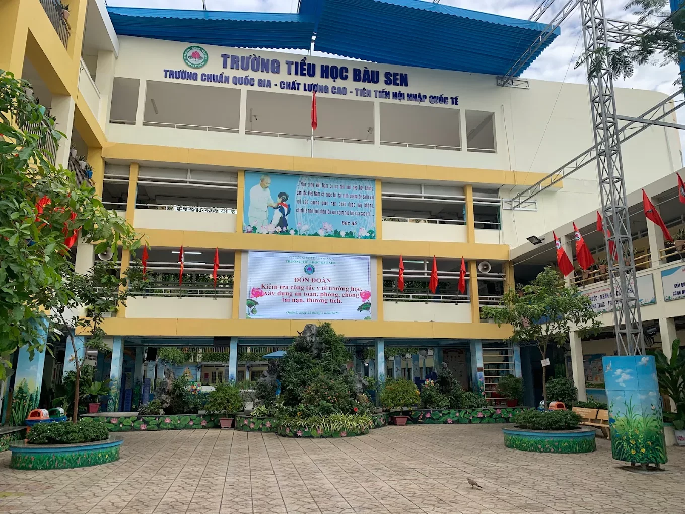 Trường Tiểu học Bàu Sen