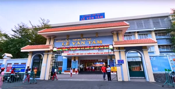 Trường Tiểu học Lê Văn Tám